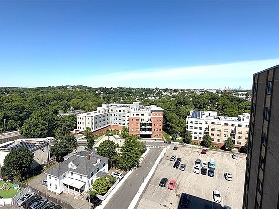 2nd image of 1025 Hancock St Unit 14F