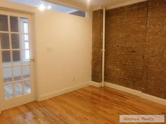 Rented by Magnum Realty Holdings, LLC | media 25