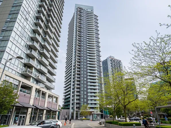 9887 Whalley Blvd #1408, Surrey, BC V3T 0P4