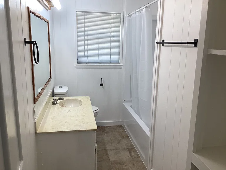 155 Chateau Dr — Photo 8
