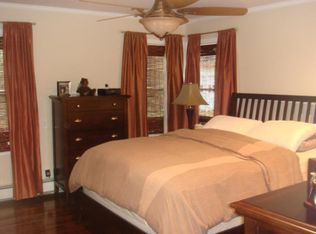 100 Richmond Ave, Amityville, NY 11701