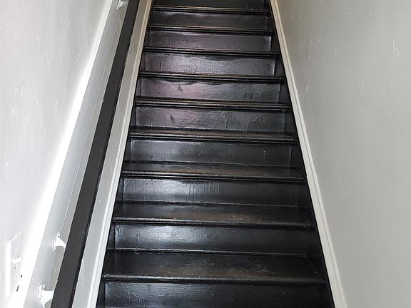 2nd image of 754 Oakdale St SE #1