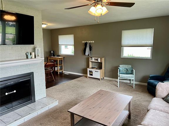 5th image of 2909 Royalston Ave