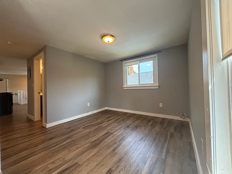 72 Vernon St #3 — Photo 8