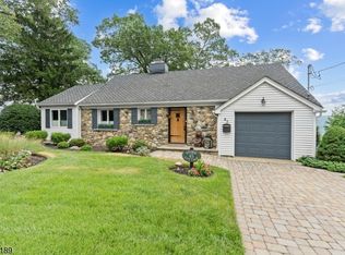 45 Hickory Trl, Sparta, NJ 07871