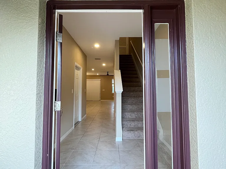 10863 Alvara Point Dr — Photo 4