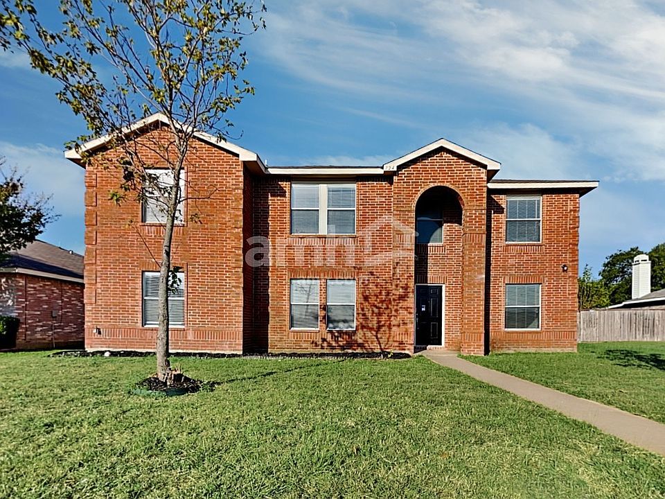 1st image of 724 Meandering Dr