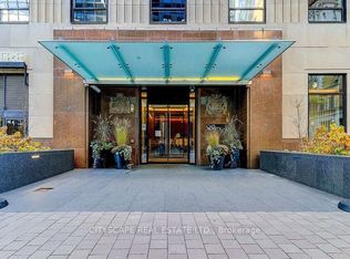 88 Scott St #2403, Toronto, ON M5E 0A9