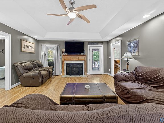 2nd image of 6074 Chula Vista Rd