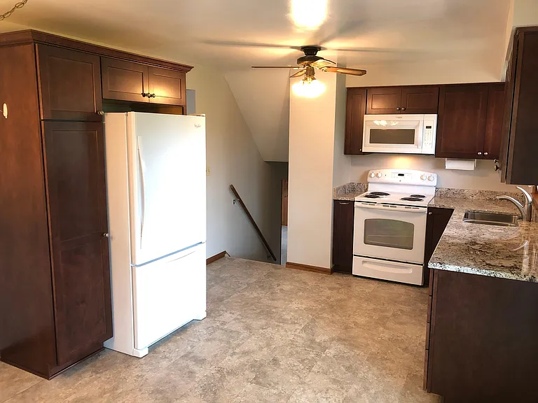 7336 Kyles Station Rd — Photo 7
