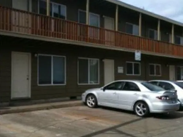 1774 Patterson Aly, Eugene, OR 97401