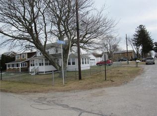 84 Common Fence Blvd, Portsmouth, RI 02871