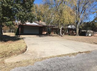10 Shady Grove Rd, McLoud, OK 74851
