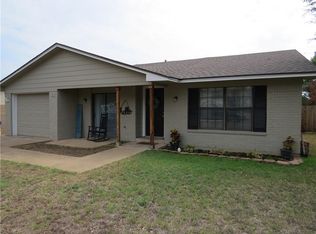 2112 Skylark Dr, Woodway, TX 76712