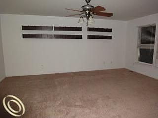 3rd image of 4640 Sherwood Cir