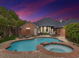 18515 Park Grove Ln, Dallas, TX 75287