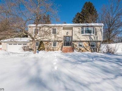 9 Hillside Rd, Hackettstown, NJ, 07840