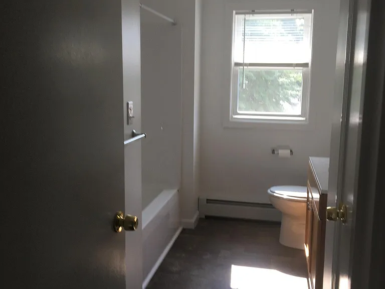 83 Chestnut St #2 — Photo 2