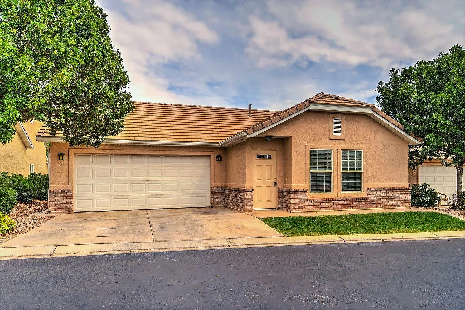 3 bed, 1025 sqft, $1,750 — Photo 1