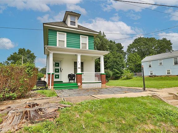 2nd image of 901 Milford St