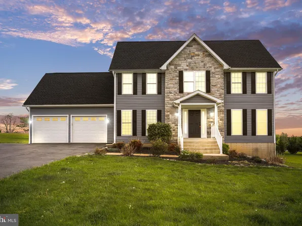 554 Cherry Hill Farm Dr, Kearneysville, WV 25430