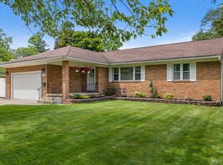 104 Callodine Ave, Amherst, NY 14226