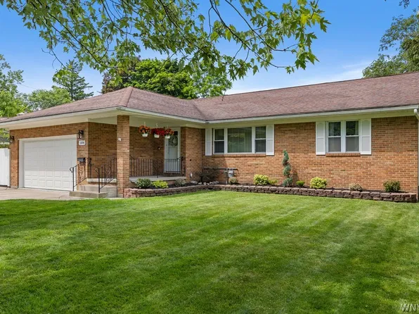 104 Callodine Ave, Amherst, NY 14226