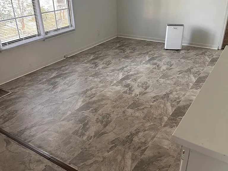932 Linden Ave — Photo 10