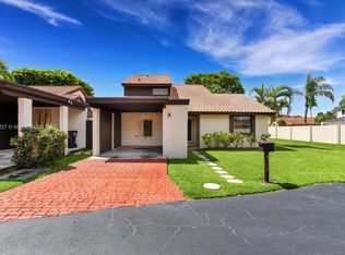 8950 SW 112th Pl, Miami, FL 33176