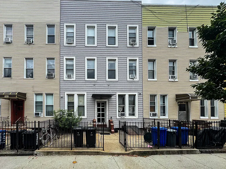 642 Humboldt St #2L — Photo 18