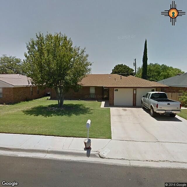 1st image of 907 W Pueblo Ave