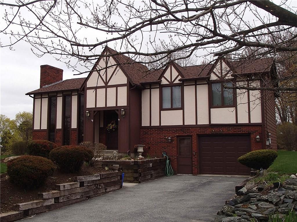 1740 Plainfield Pike, Cranston, RI 02921 Zillow