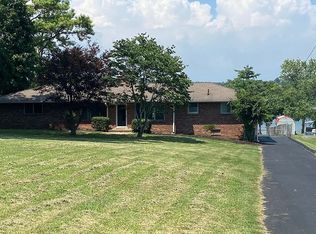 125 Bay Dr, Hendersonville, TN 37075