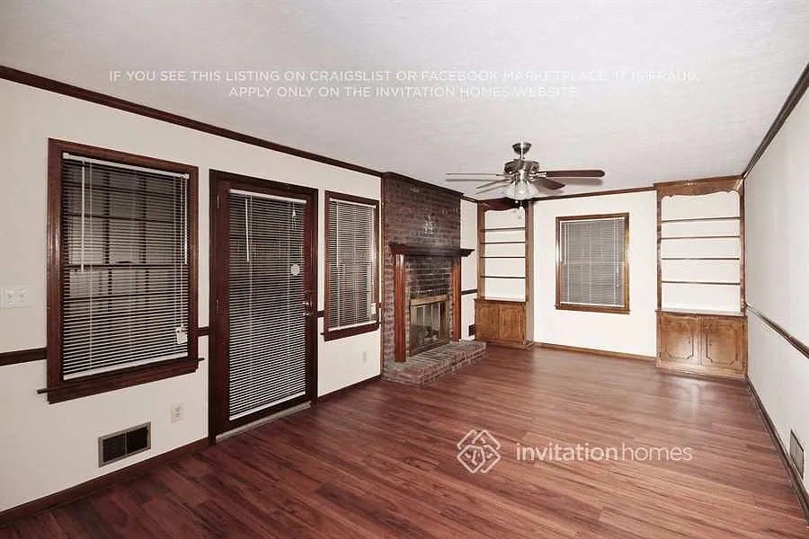 4640 Mountain Creek Dr NE Roswell, GA 30075 — Photo 2