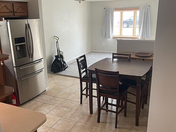 3rd image of 595 Lamoka Ave Floor 2