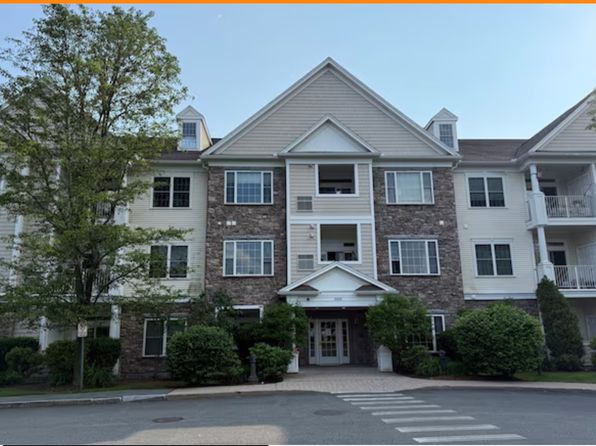 1000 Albion Rd #206