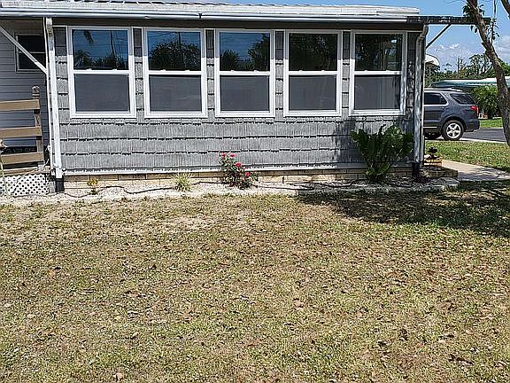 3rd image of 49 Paradise Lake Dr