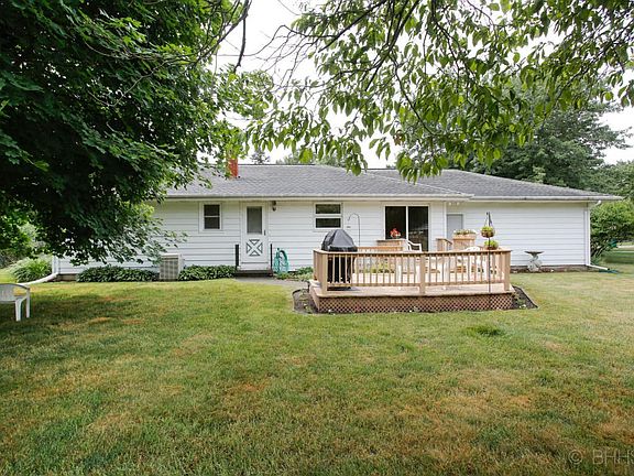 8387 yale ave-122