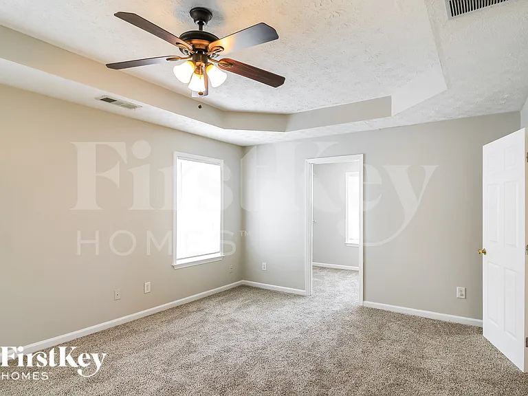 8012 Mustang Ln — Photo 12