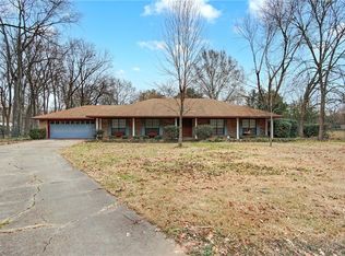 112 Timber Ridge Dr, Bossier City, LA 71112