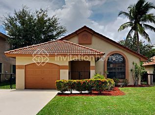 4036 NW 5th Dr, Deerfield Beach, FL 33442