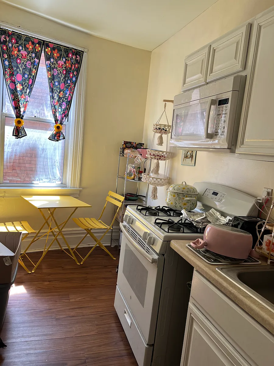 Building Photo - 317 S Evaline St #2B