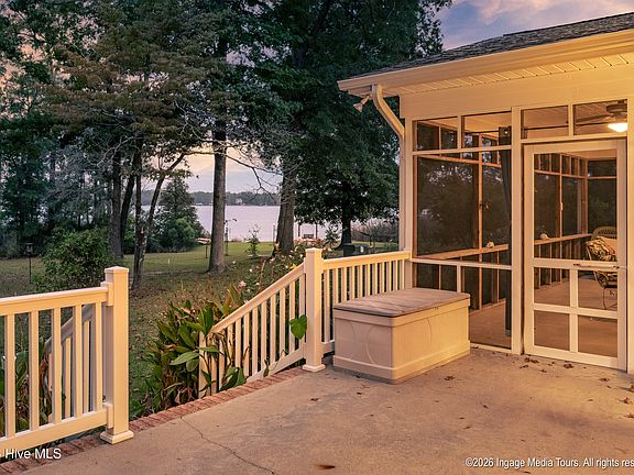 4th image of 224 Teachs Cove Road