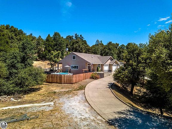 3rd image of 20611 Lower Hillview Dr