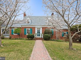 1401 Woodside Pkwy, Silver Spring, MD 20910