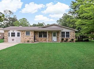 210 Claiborne St, Vidor, TX 77662