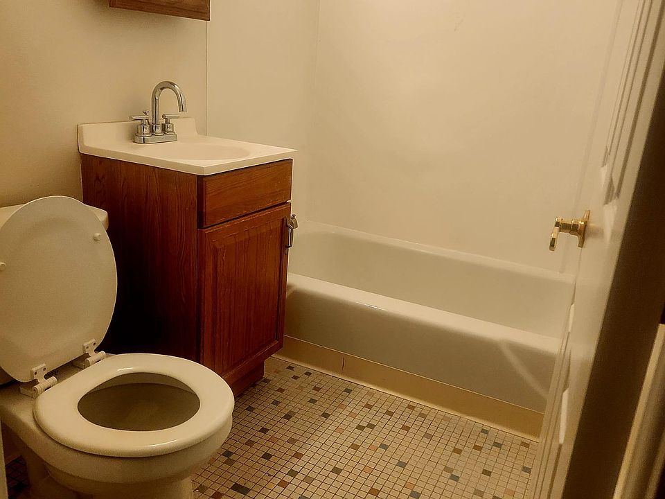 2nd image of 6 Redden Ave #K