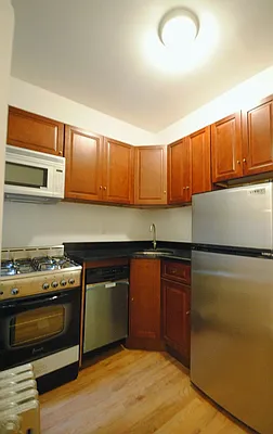 Rented by Bold New York | media 31