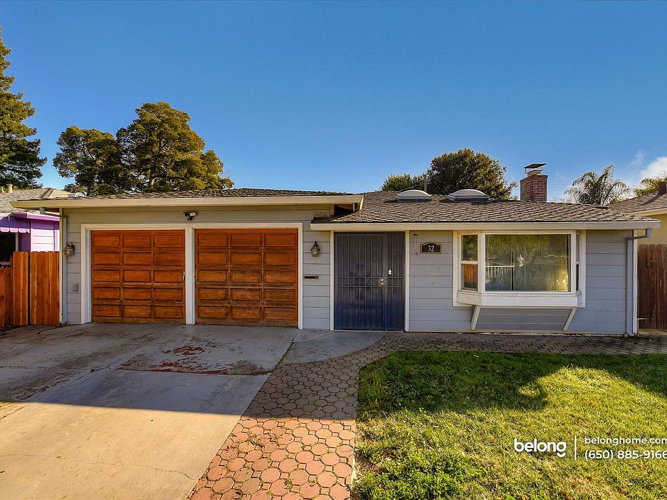 1st image of 32 Iris Ln