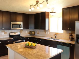 2089 Briarwood Ln, Las Cruces, NM 88005
